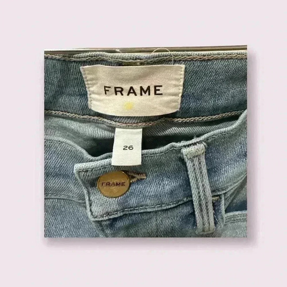 - Frame Jeans Size 26, Le Skinny De Jeanne. Used In Good Condition. - Picture 2 of 3